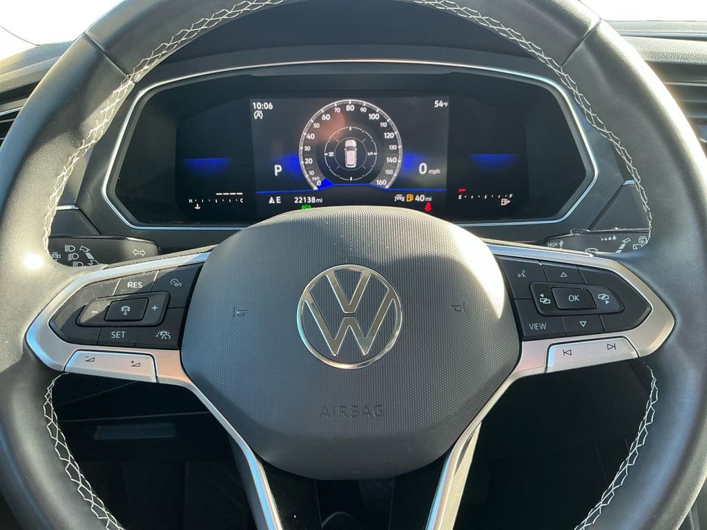 Used 2023 Volkswagen Tiguan SE image 23