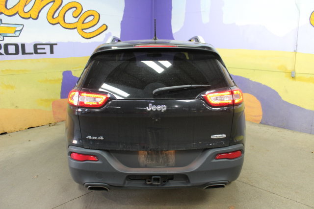 Used 2015 Jeep Cherokee Latitude w/ Comfort/Convenience Group AWD/4WD image 7