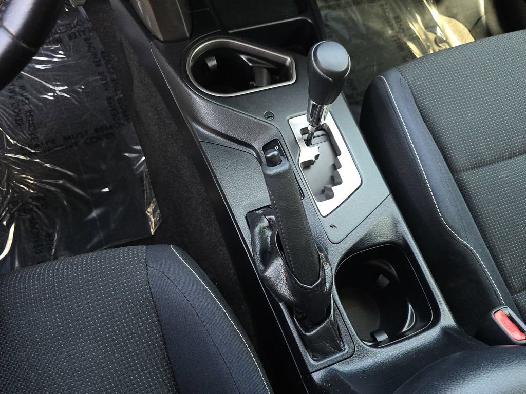 Used 2016 Toyota RAV4 XLE FWD image 31