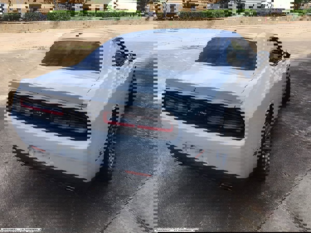 Used 2019 Dodge Challenger SXT RWD image 5