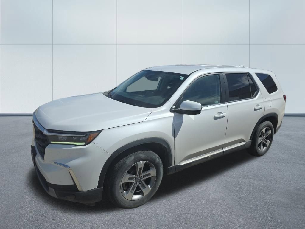 Used 2023 Honda Pilot EX-L image 3