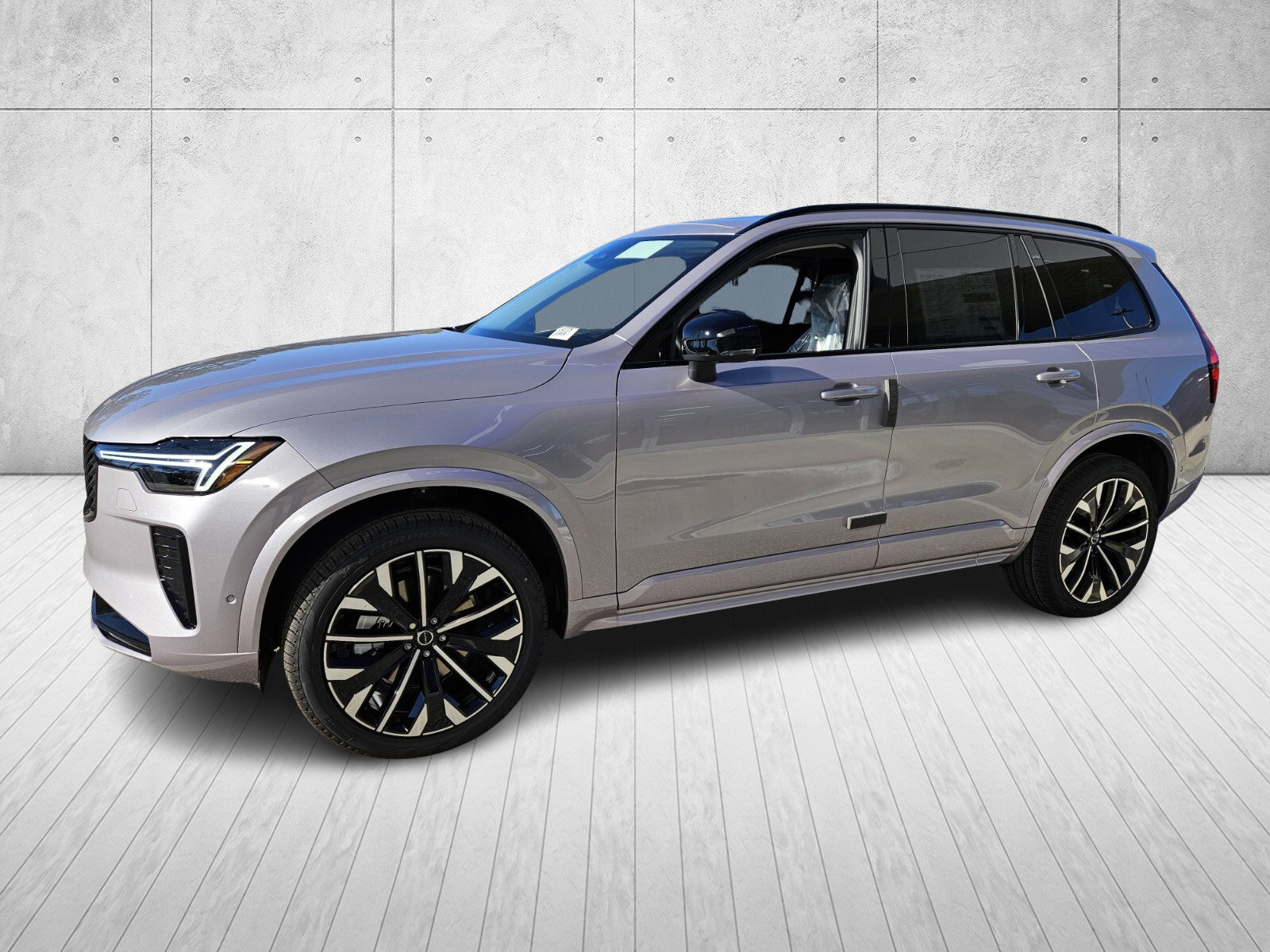 New 2026 Volvo XC90 B6 Ultra w/ Protection Package Premier AWD/4WD image 3