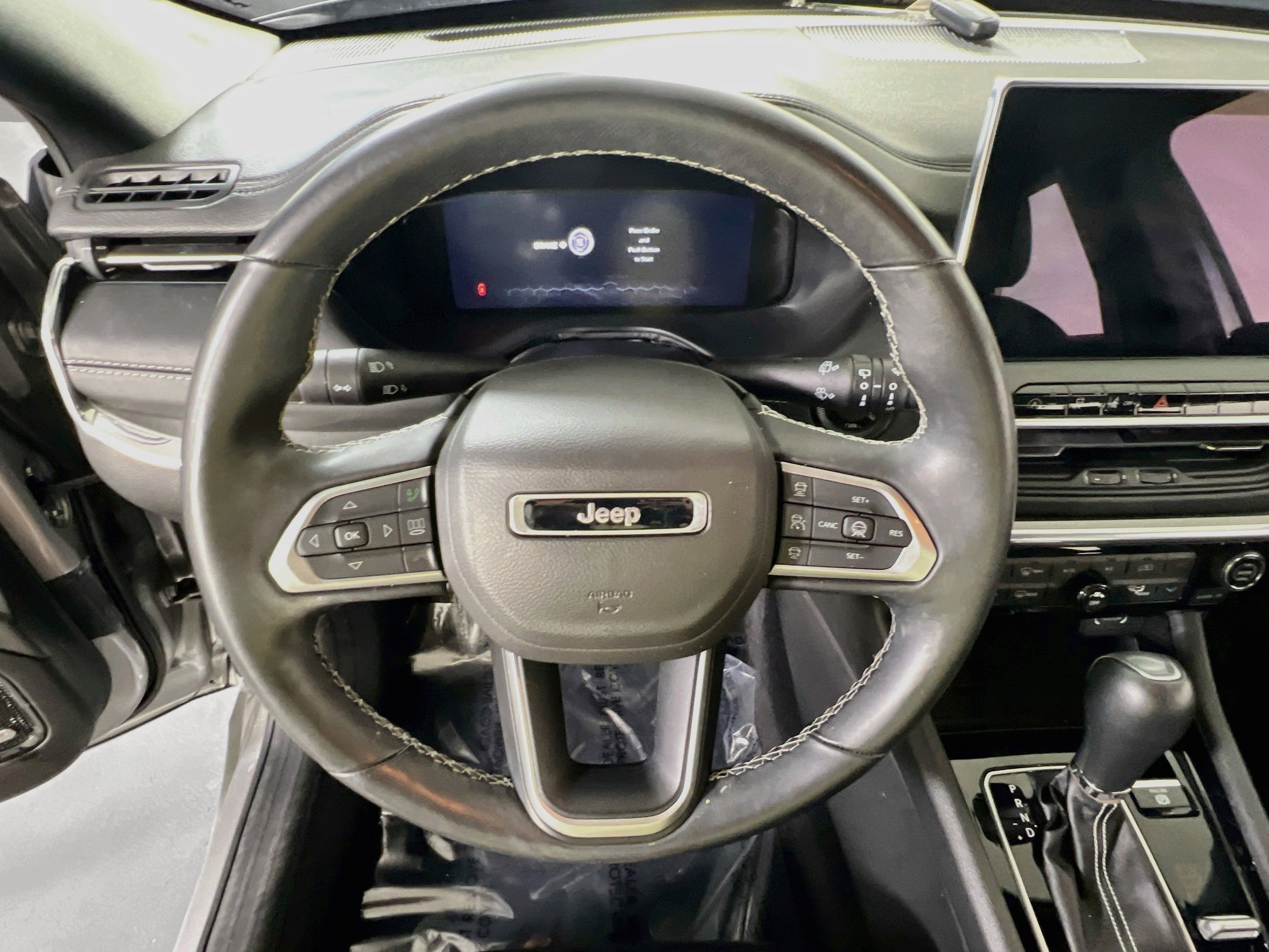 Used 2022 Jeep Compass High Altitude AWD/4WD image 11