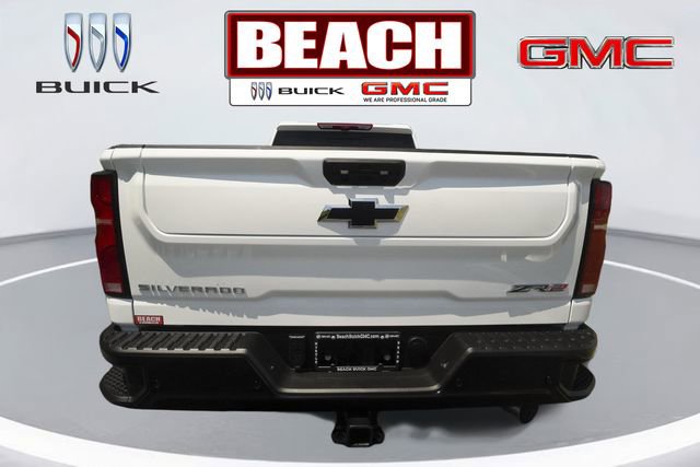 Used 2026 Chevrolet Silverado 2500 ZR2 AWD/4WD image 4