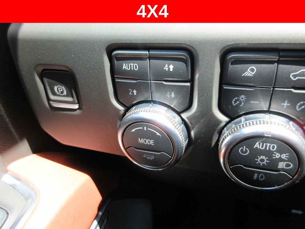 Certified 2024 GMC Sierra 1500 Denali Ultimate AWD/4WD image 35