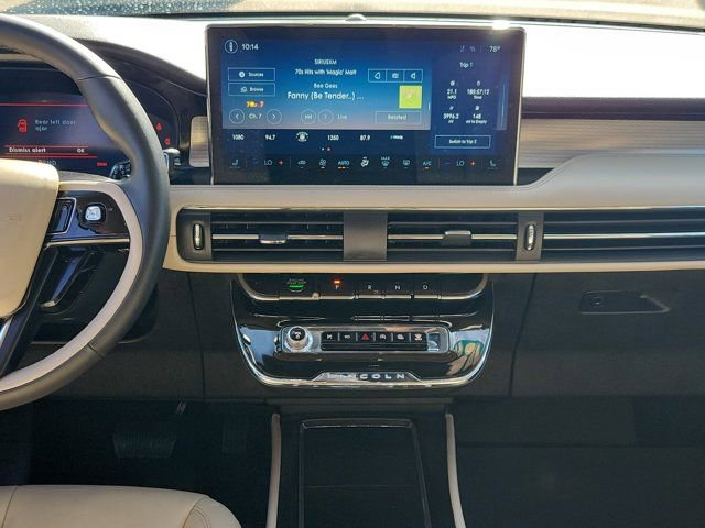 Certified 2025 Lincoln Corsair FWD image 20