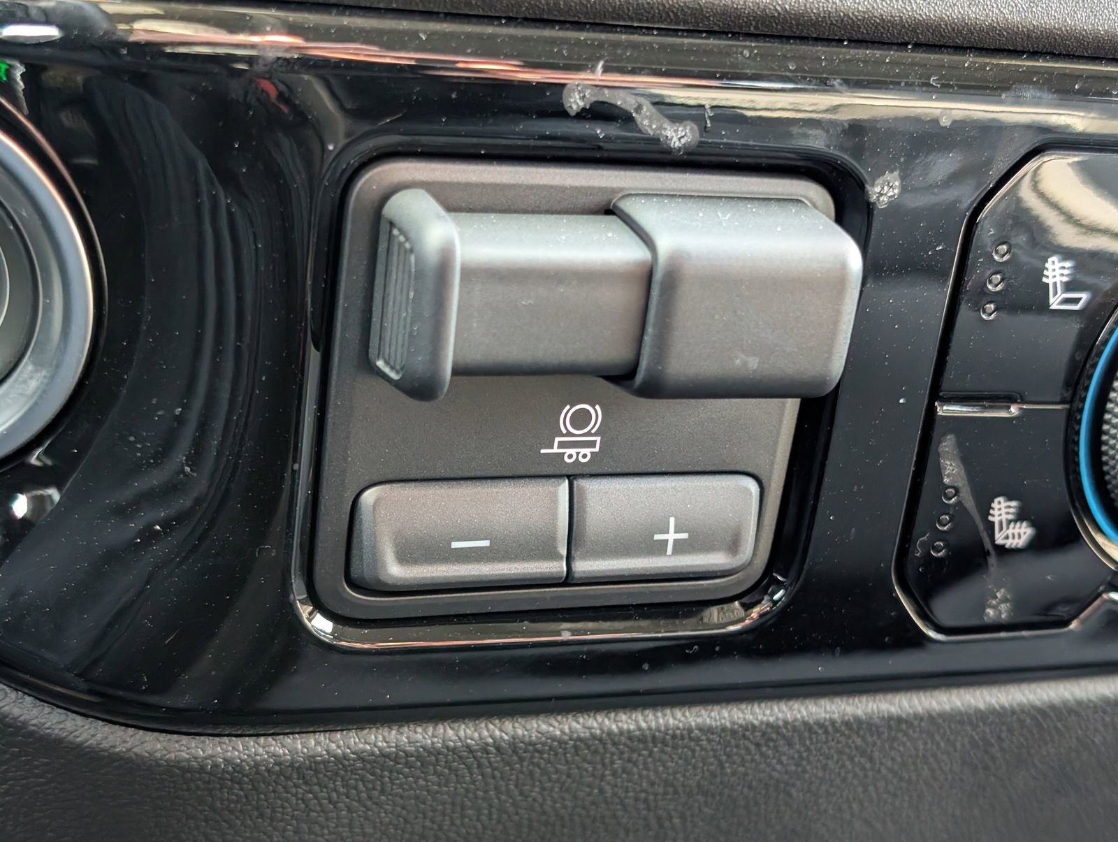 New 2025 Chevrolet Silverado 1500 LT image 26