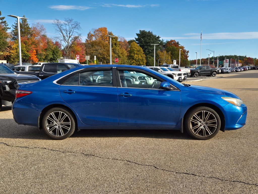 Used 2016 Toyota Camry SE FWD image 6
