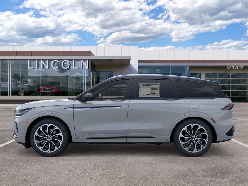 New 2026 Lincoln Nautilus Reserve AWD/4WD image 3