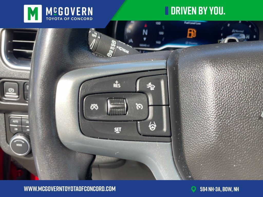 Used 2023 Chevrolet Tahoe Premier w/ Advanced Technology Package AWD/4WD image 16