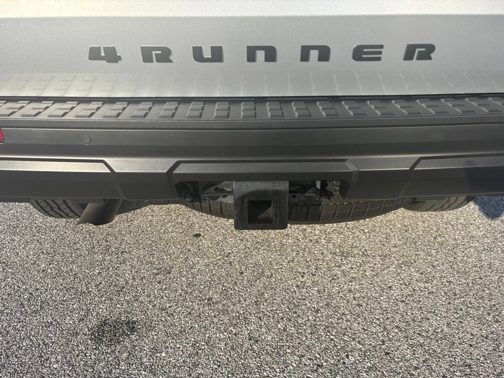 Used 2025 Toyota 4Runner TRD Off-Road Premium w/ Tow Technology Package AWD/4WD image 9