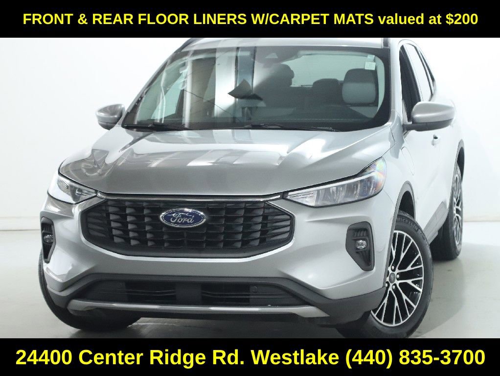 Used 2023 Ford Escape SE image 3