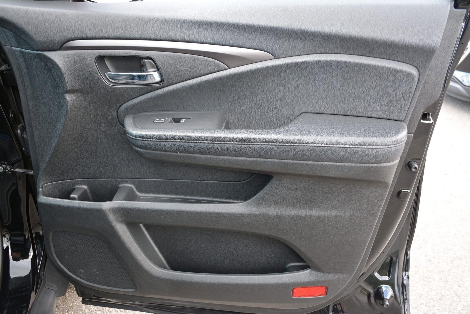 Used 2019 Honda Ridgeline Sport image 19