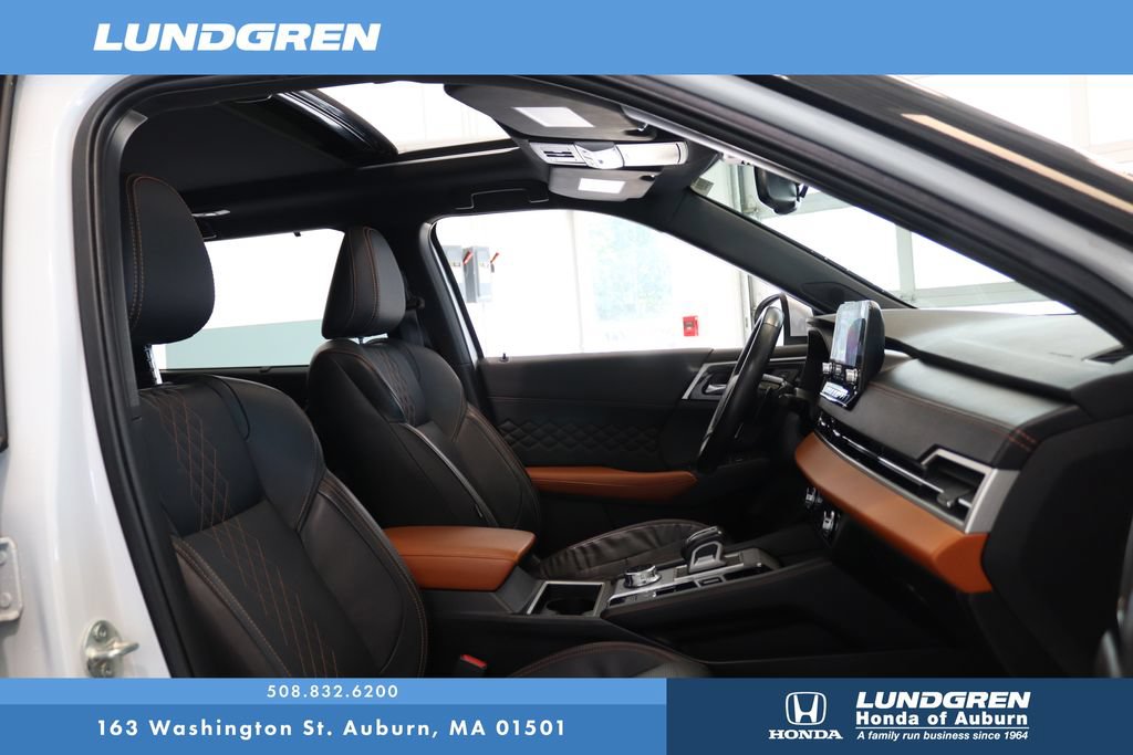 Used 2022 Mitsubishi Outlander SEL AWD/4WD image 17