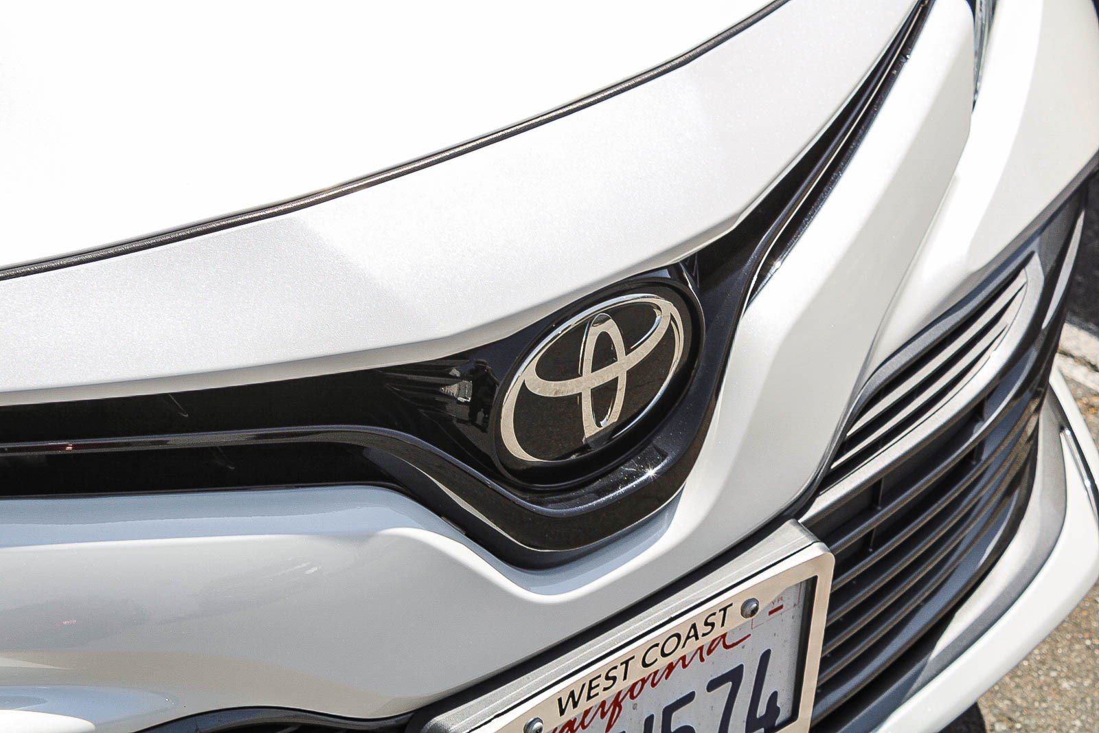Certified 2019 Toyota Camry XLE w/ Carpet Mat Package FWD image 6
