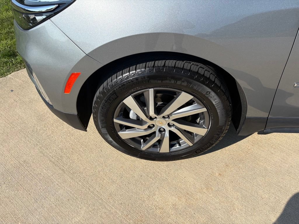 Used 2023 Chevrolet Equinox Premier FWD image 55