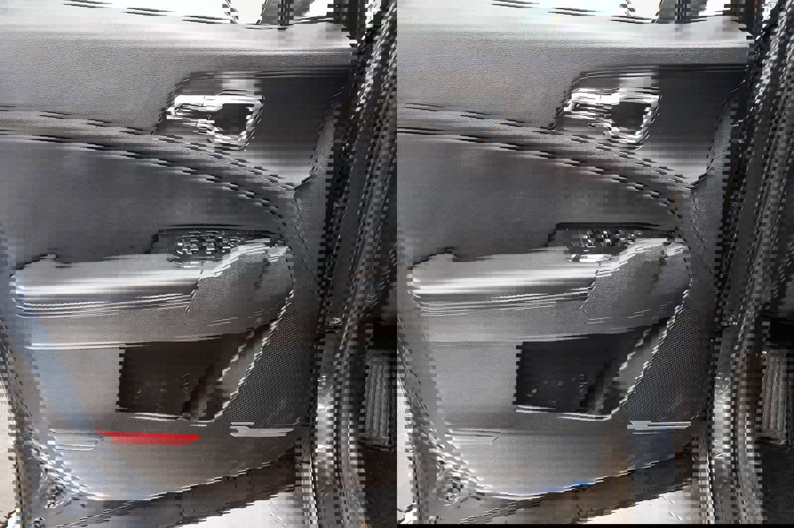 Used 2023 Kia Sportage EX image 21