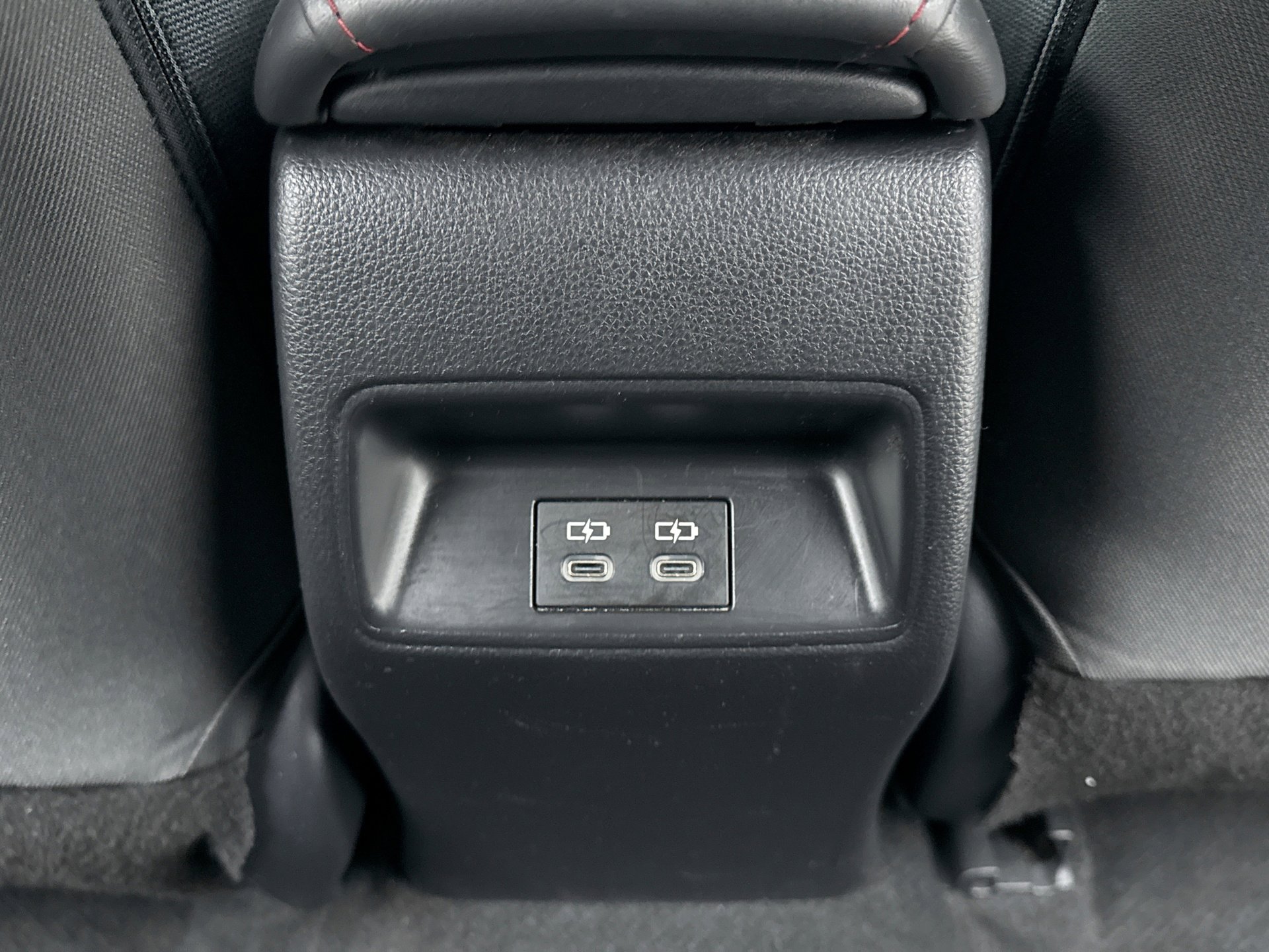 Used 2025 Toyota Corolla SE image 18