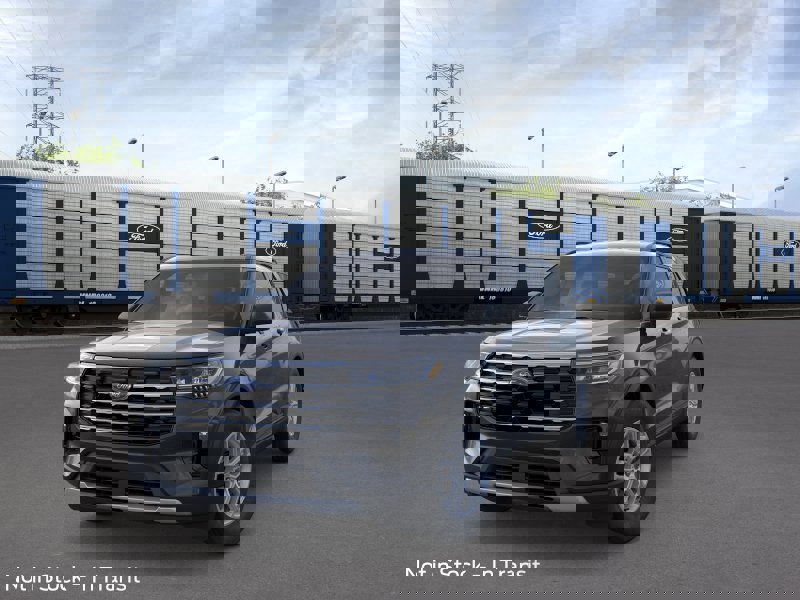 New 2026 Ford Explorer Active image 2