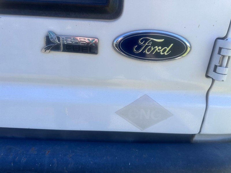 Used 2009 Ford E-350 and Econoline 350 XL RWD image 5