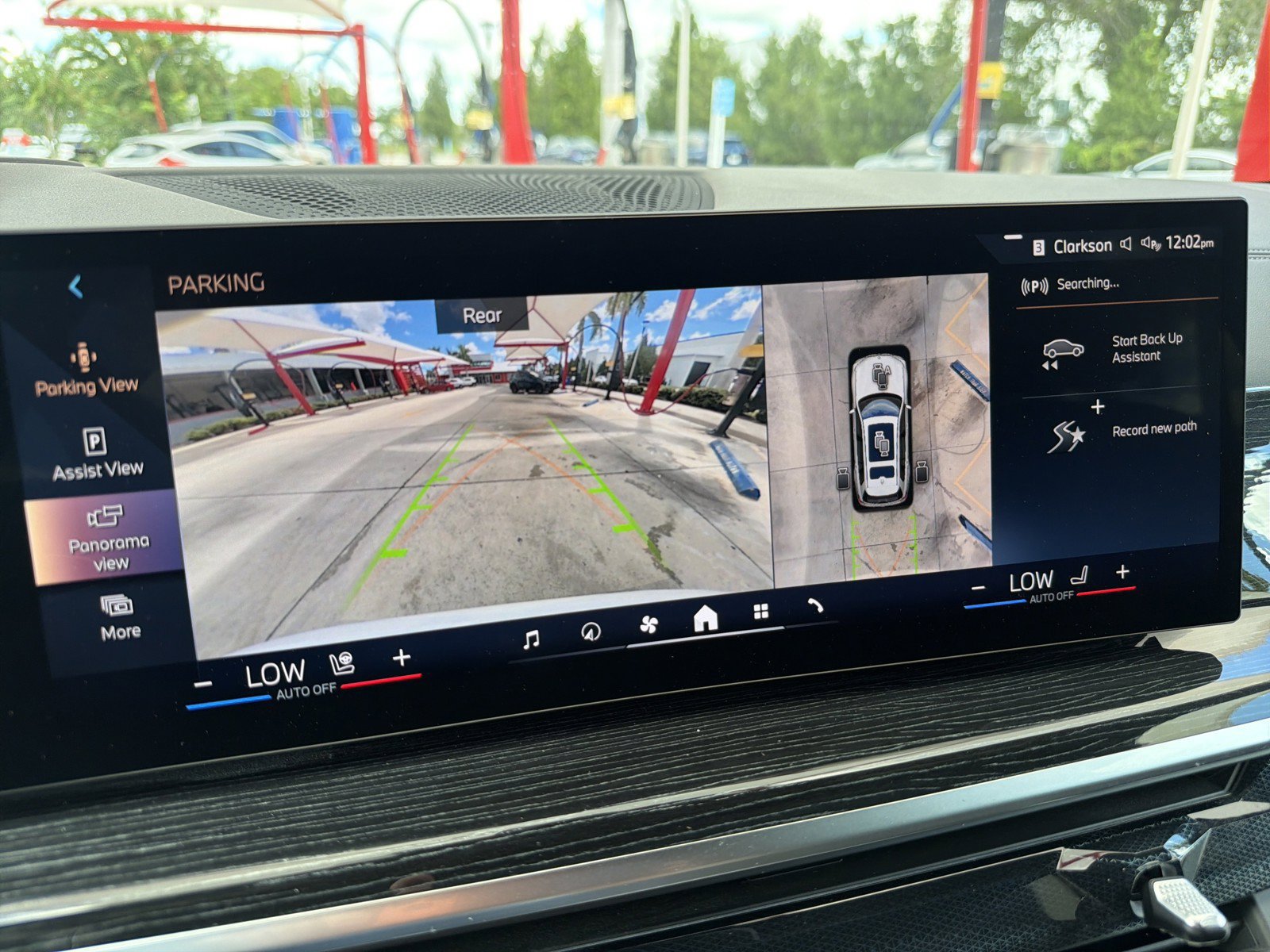 Certified 2026 BMW X7 xDrive40i AWD/4WD image 29