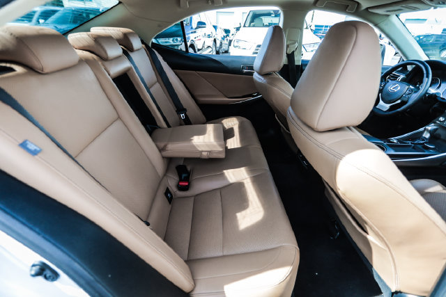 Used 2016 Lexus IS 200t RWD image 62