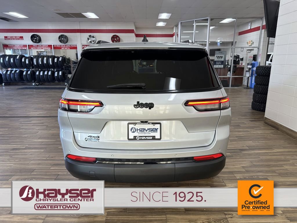 Certified 2023 Jeep Grand Cherokee L Laredo AWD/4WD image 4