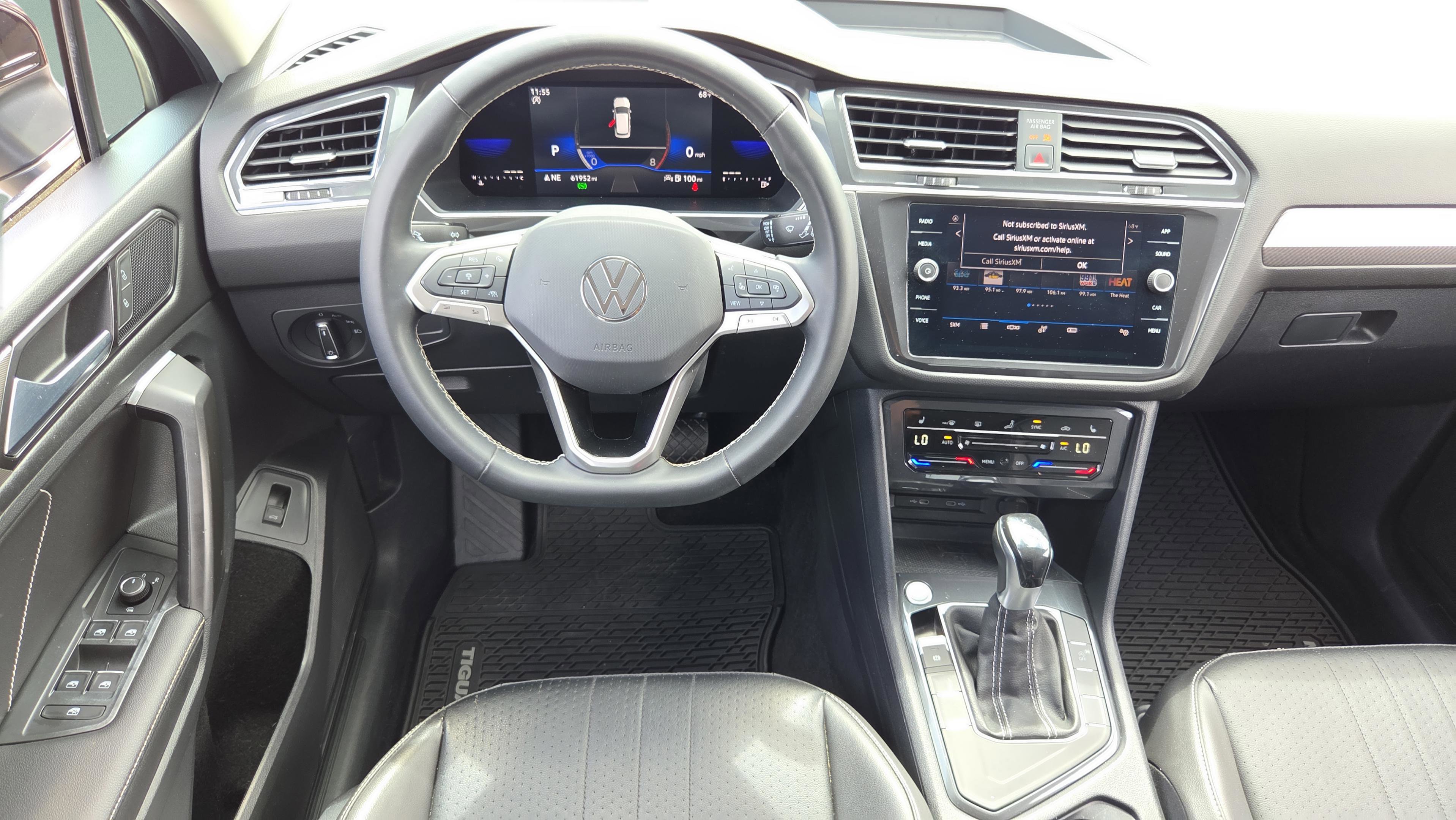 Used 2022 Volkswagen Tiguan SE image 12