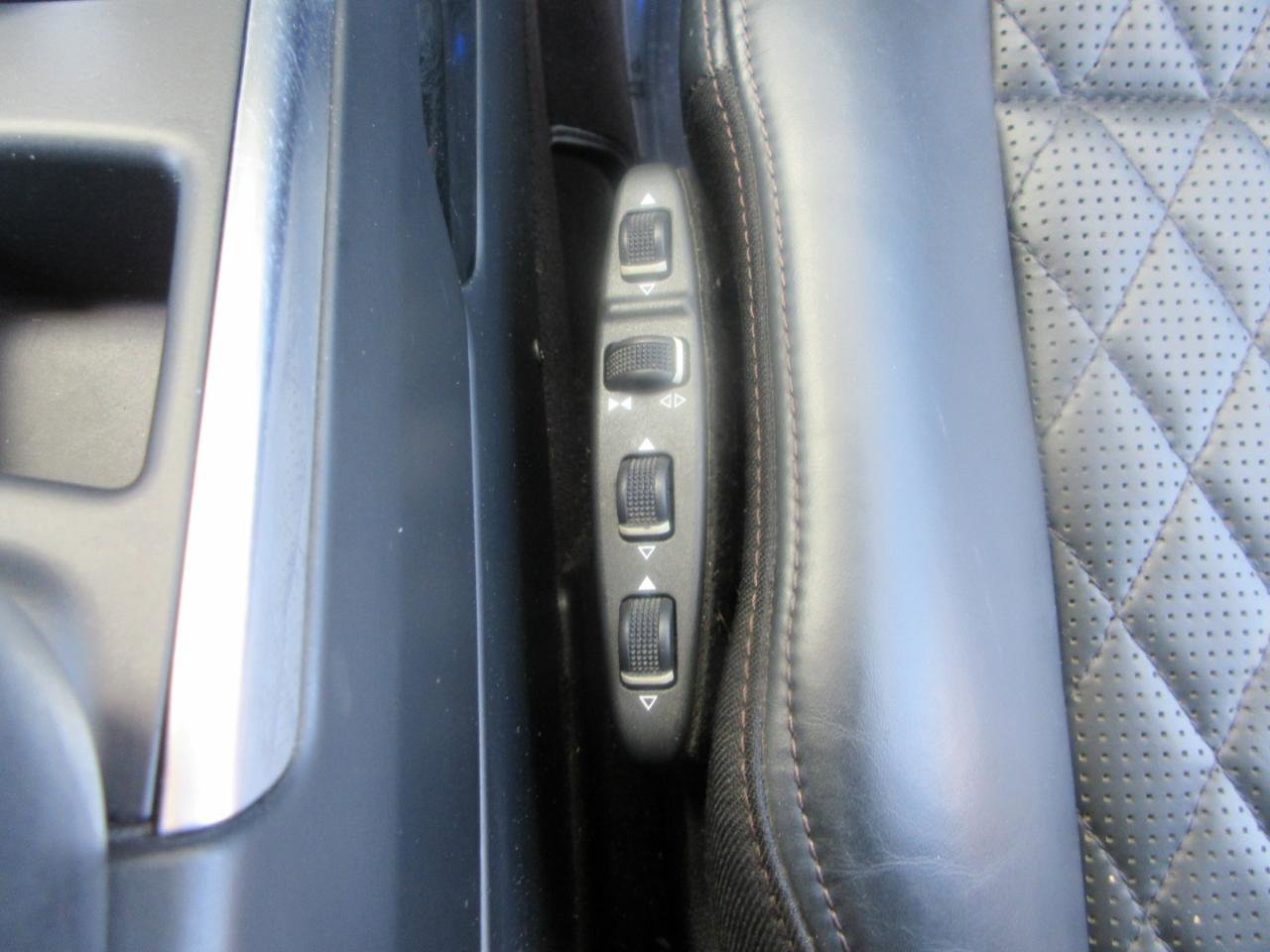 Used 2015 Mercedes-Benz G 63 AMG 4MATIC image 27