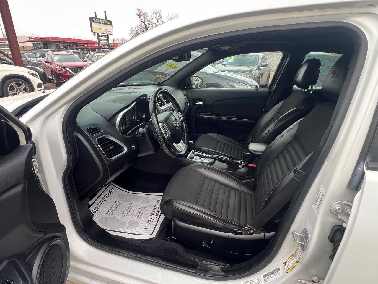 Used 2014 Dodge Avenger R/T w/ Sun/Sound Group FWD image 13