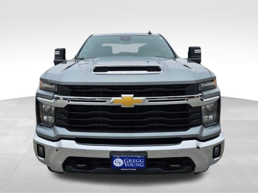 Used 2025 Chevrolet Silverado 2500 LT w/ All Star Edition image 4