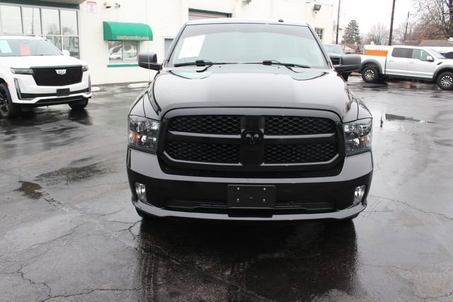 Used 2018 RAM 1500 Express w/ Black Ram 1500 Express Group RWD image 15