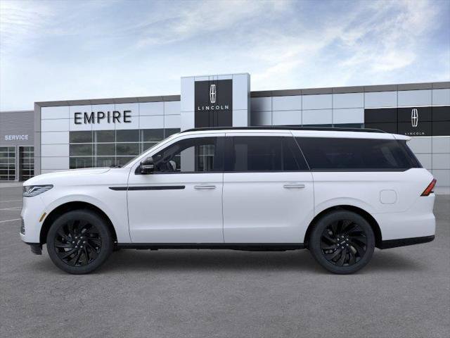 New 2026 Lincoln Navigator L Reserve AWD/4WD image 3