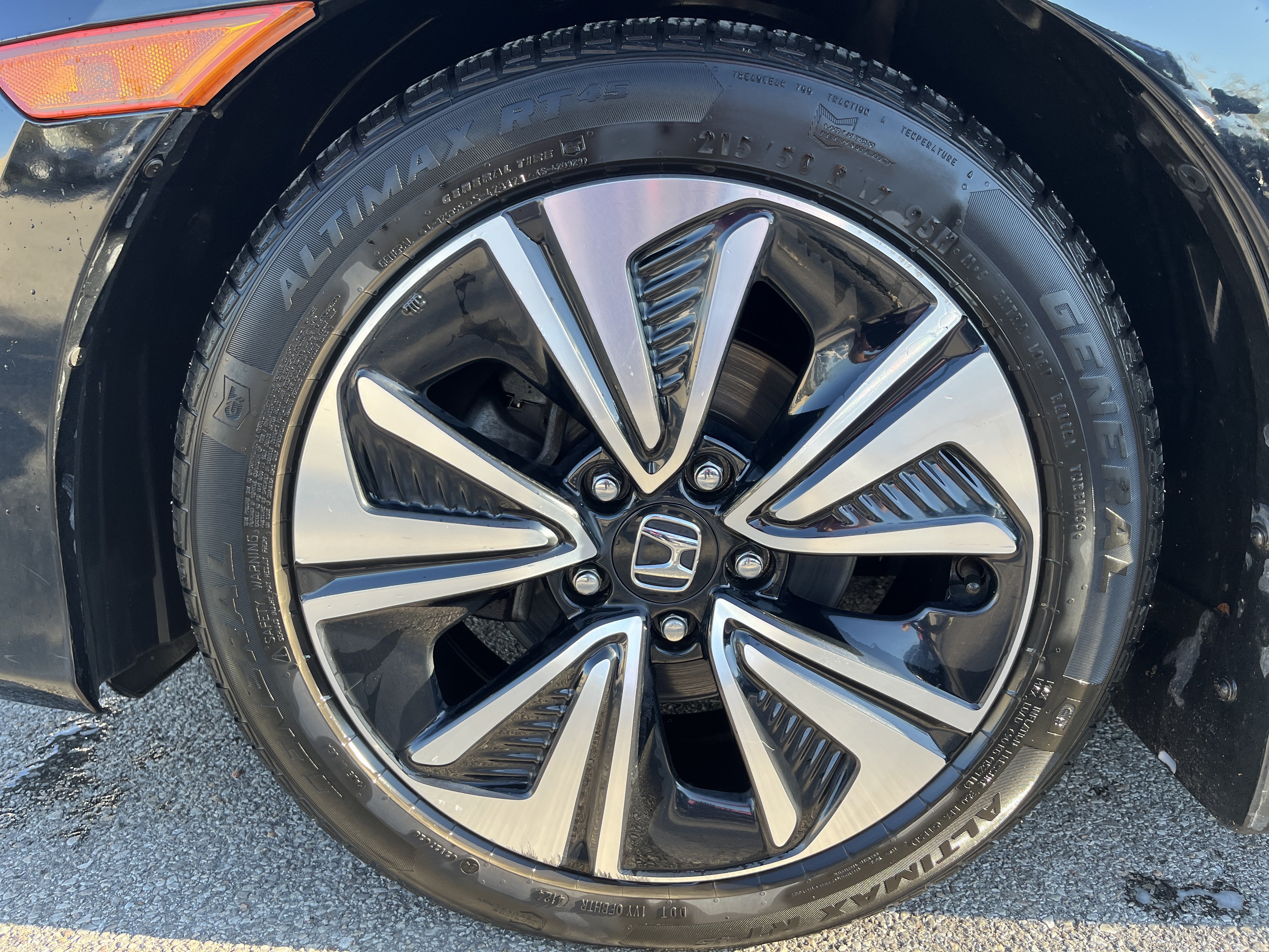 Used 2017 Honda Civic EX-L image 8