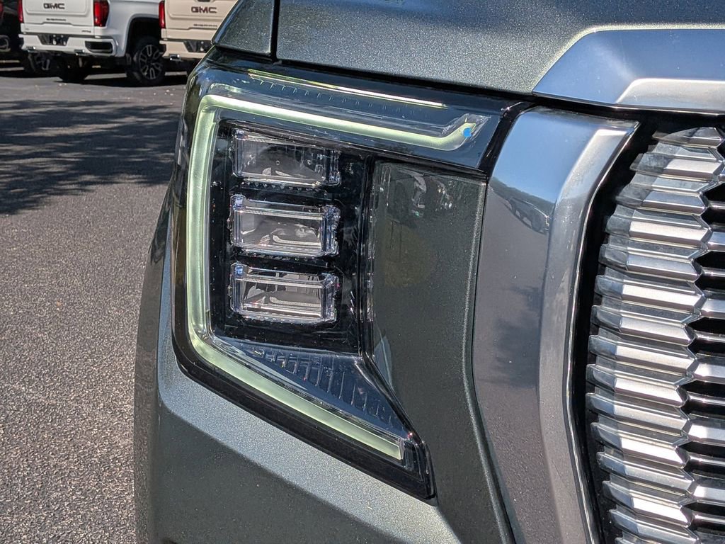 Used 2024 GMC Yukon Denali w/ Max Trailering Package image 9