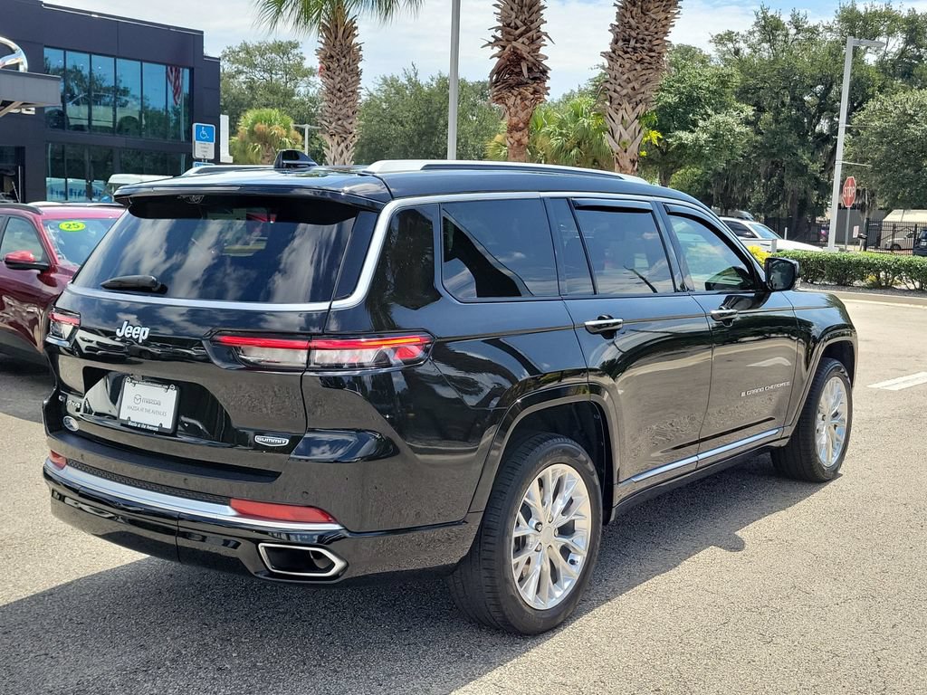 Used 2021 Jeep Grand Cherokee L Summit w/ Advanced Protech Group IV AWD/4WD video 4