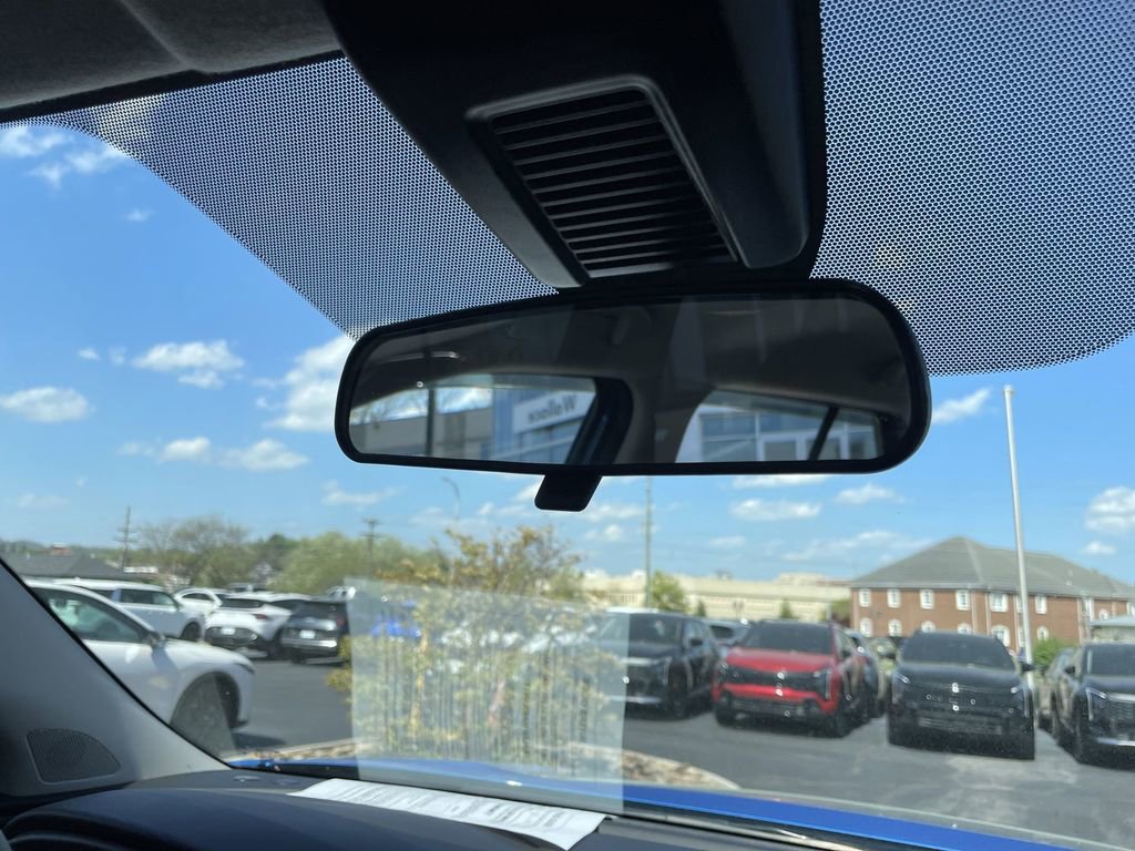 Used 2024 Nissan Kicks S image 26