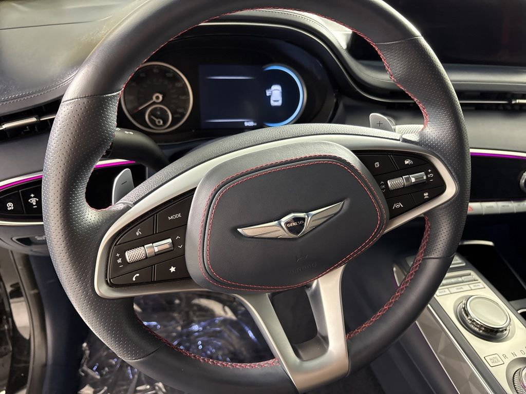 Used 2025 Genesis GV70 3.5T Sport w/ Sport Advanced Package AWD/4WD image 29