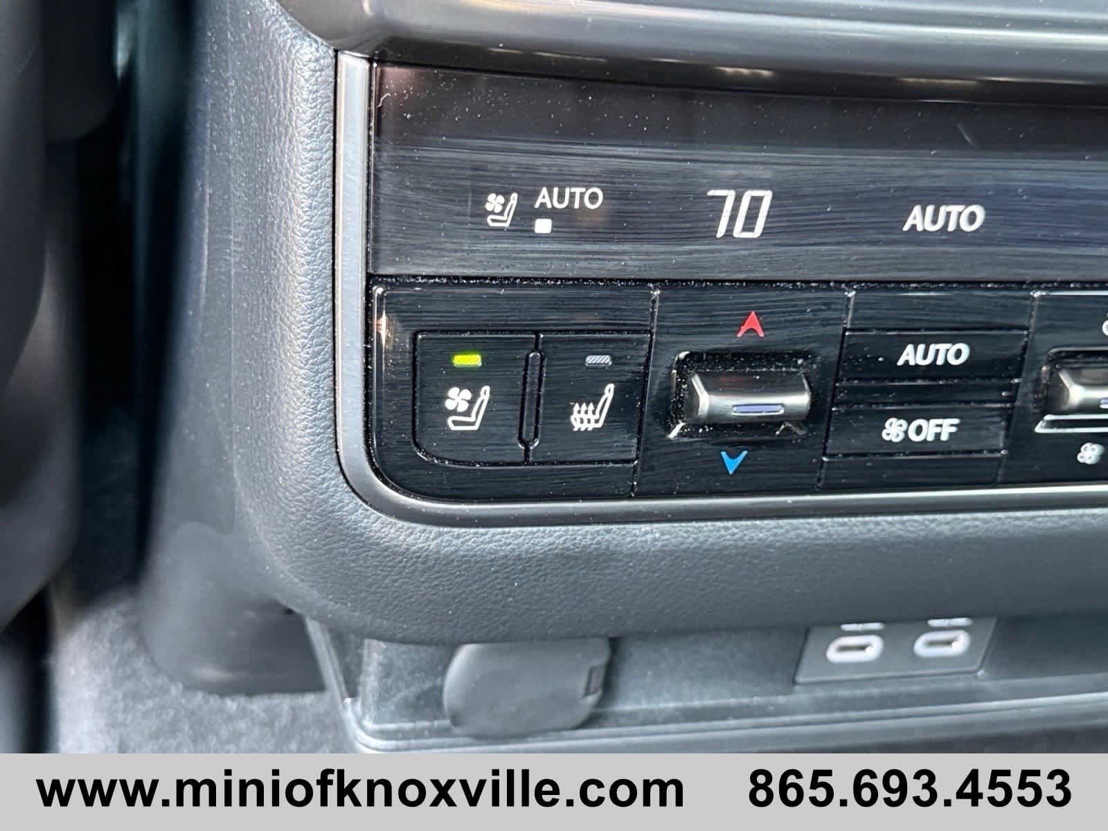 Used 2024 Lexus LX 600 4WD w/ Appearance Package image 33