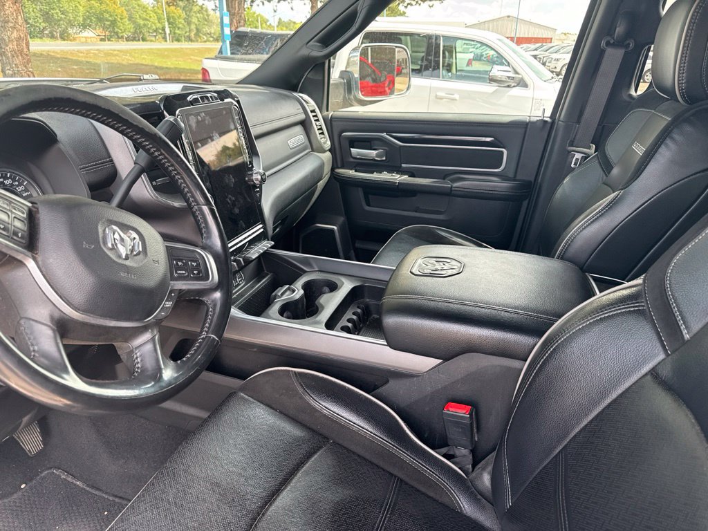 Used 2022 RAM 2500 Laramie AWD/4WD image 4