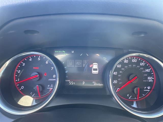 Used 2018 Toyota Camry XSE image 11