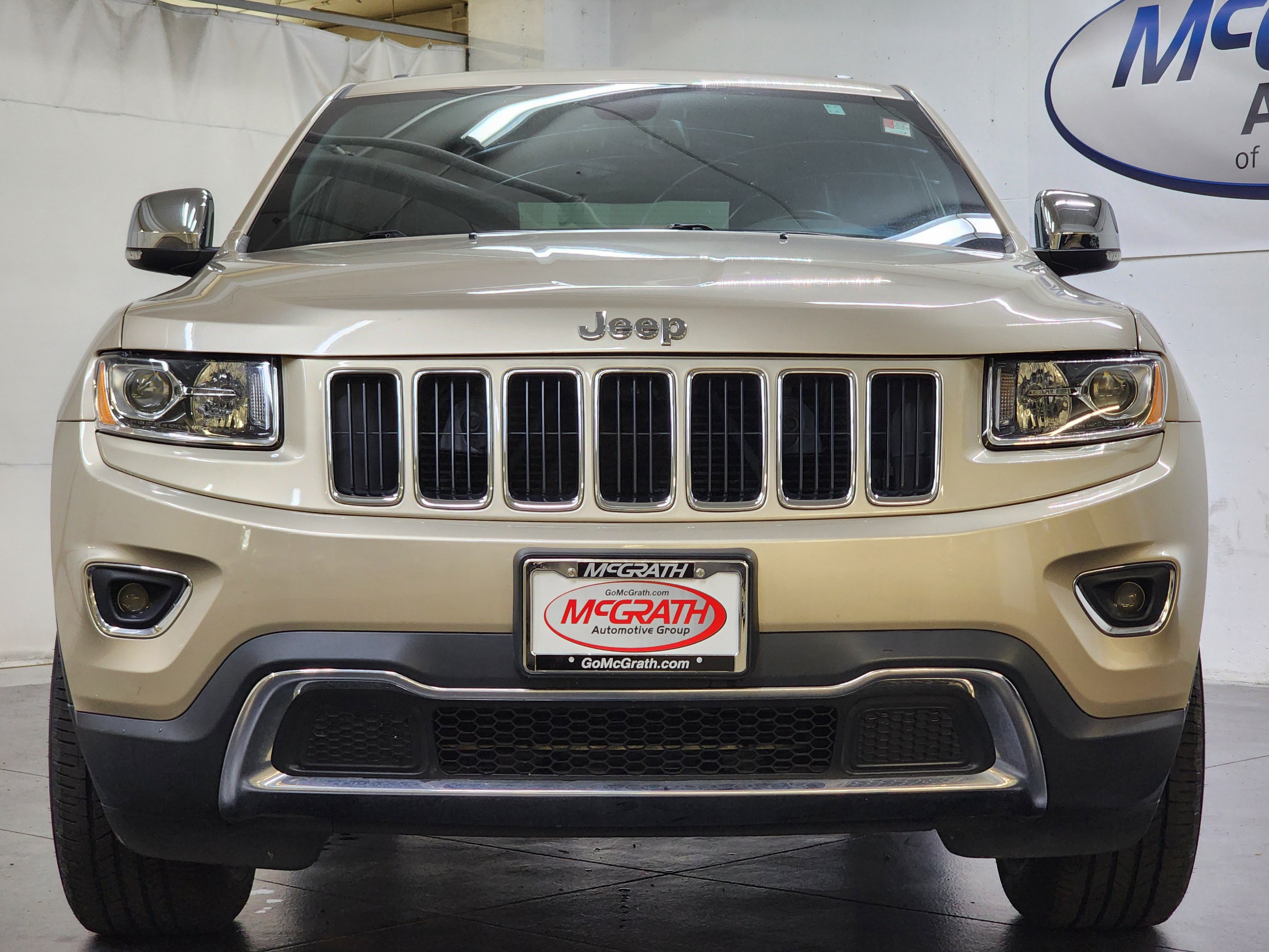 Used 2015 Jeep Grand Cherokee Limited AWD/4WD image 12