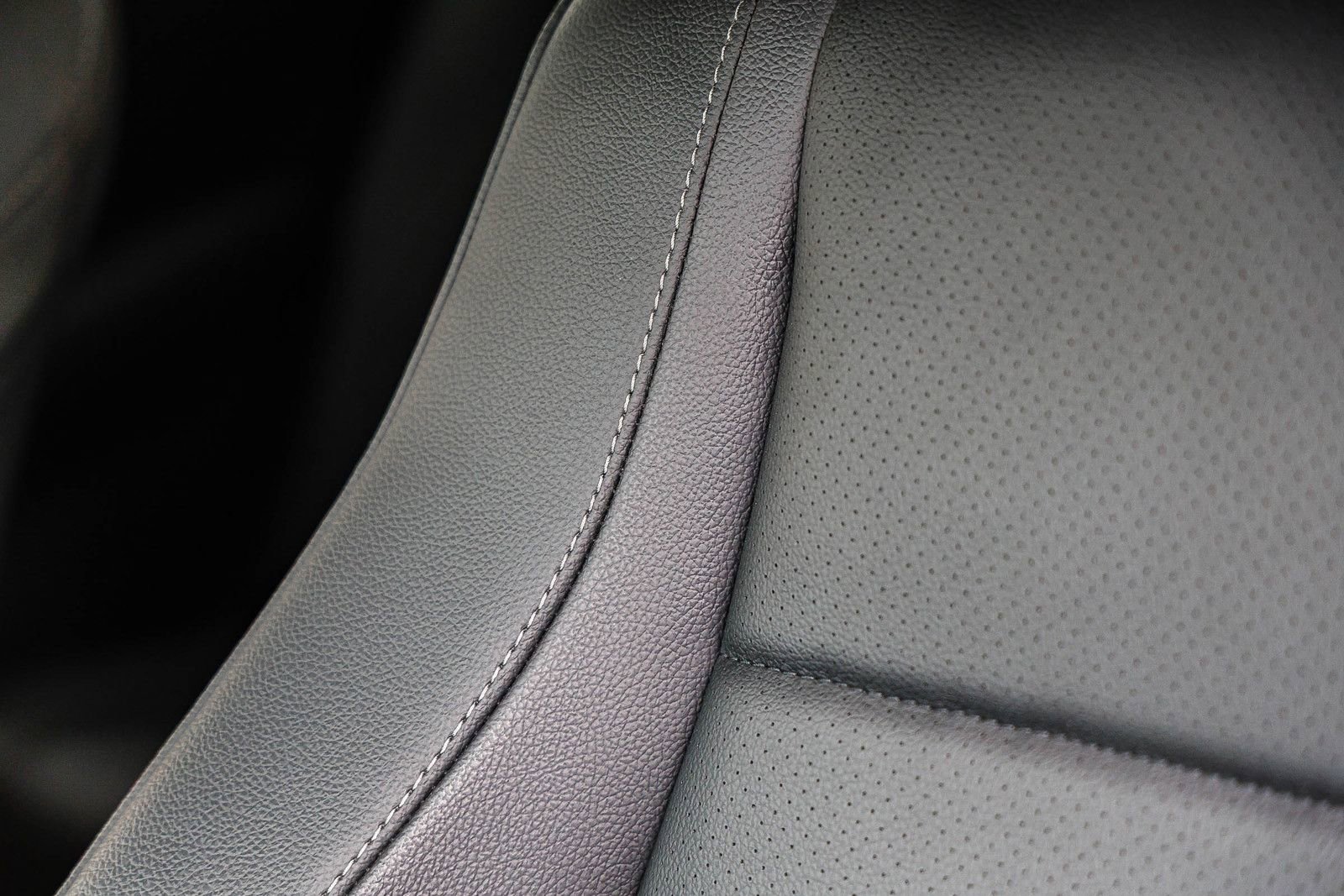 Certified 2025 Mercedes-Benz GLE 450 4MATIC Coupe image 25