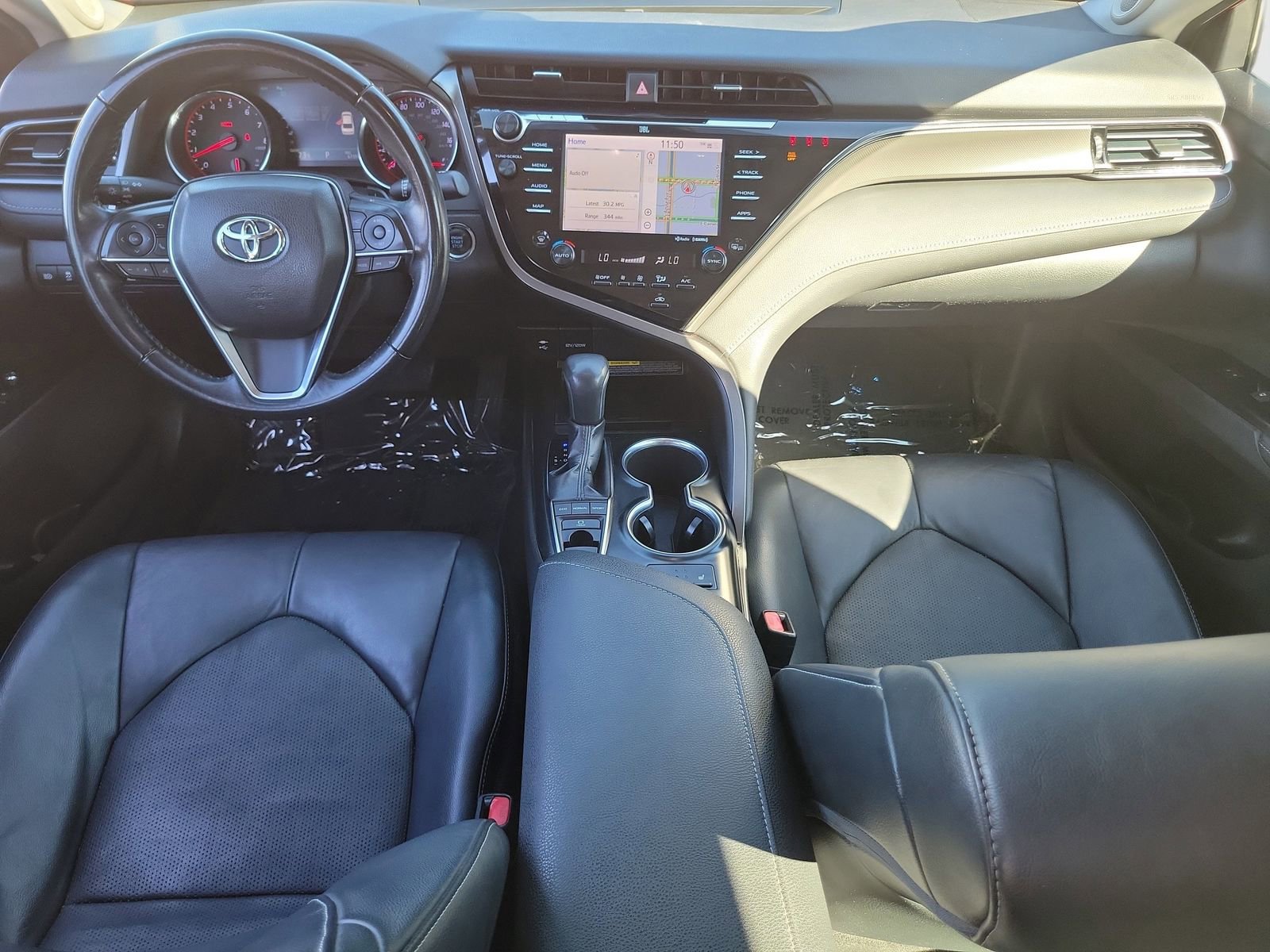 Used 2019 Toyota Camry XSE w/ Driver Assist Package image 10