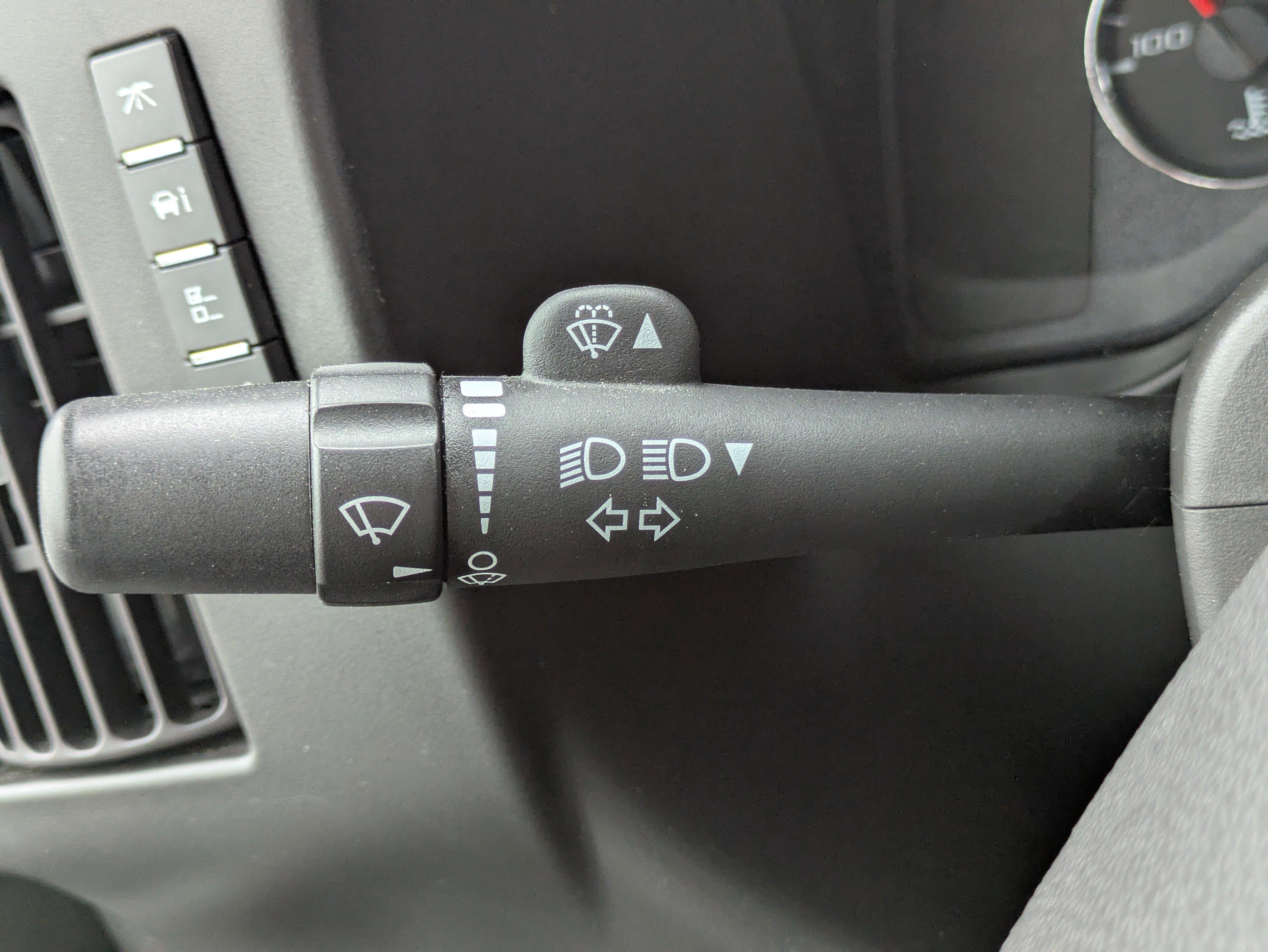 Used 2024 Chevrolet Express 2500 w/ Driver Convenience Package image 12
