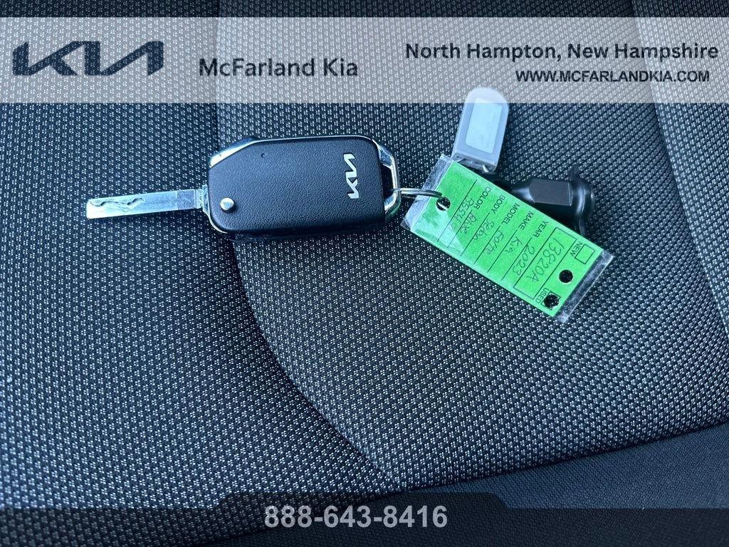 Used 2023 Kia Forte LXS image 31