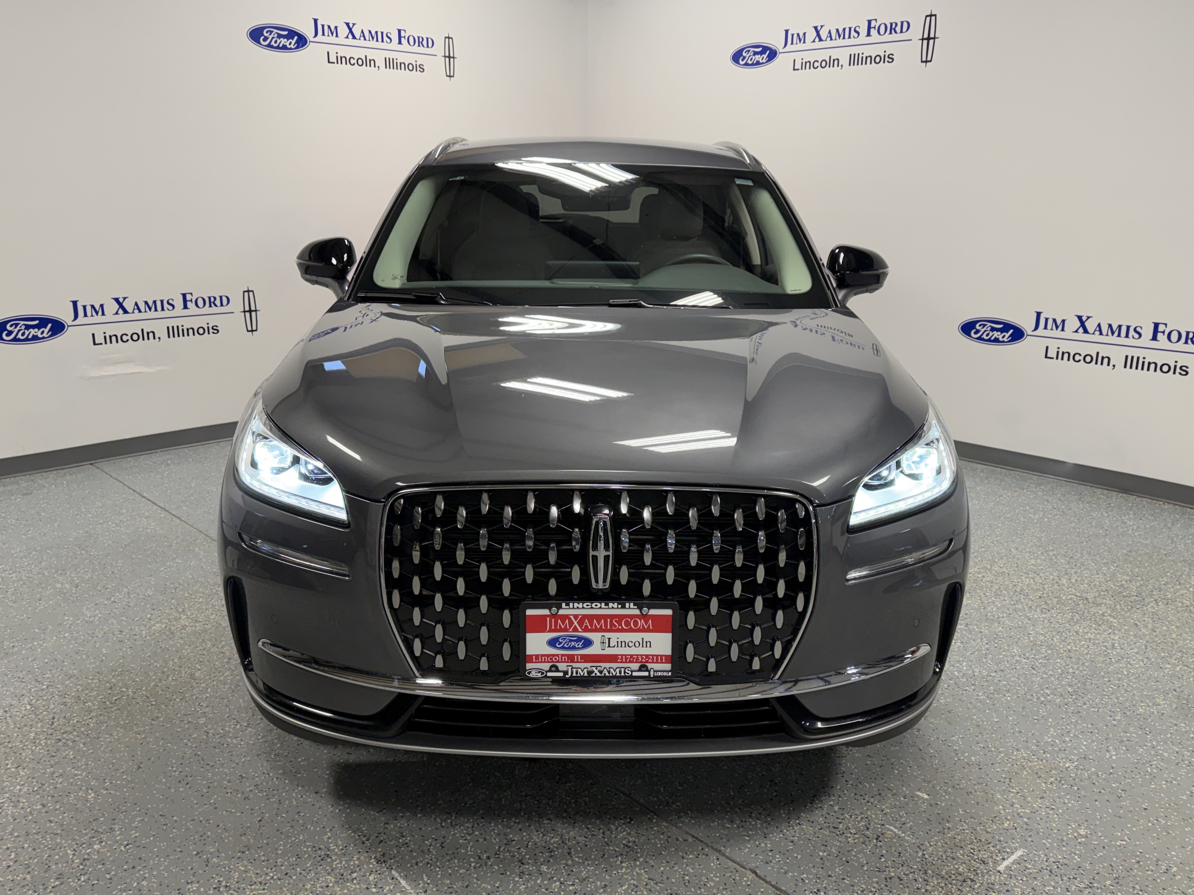 Used 2023 Lincoln Corsair Reserve w/ Equipment Group 201A image 2