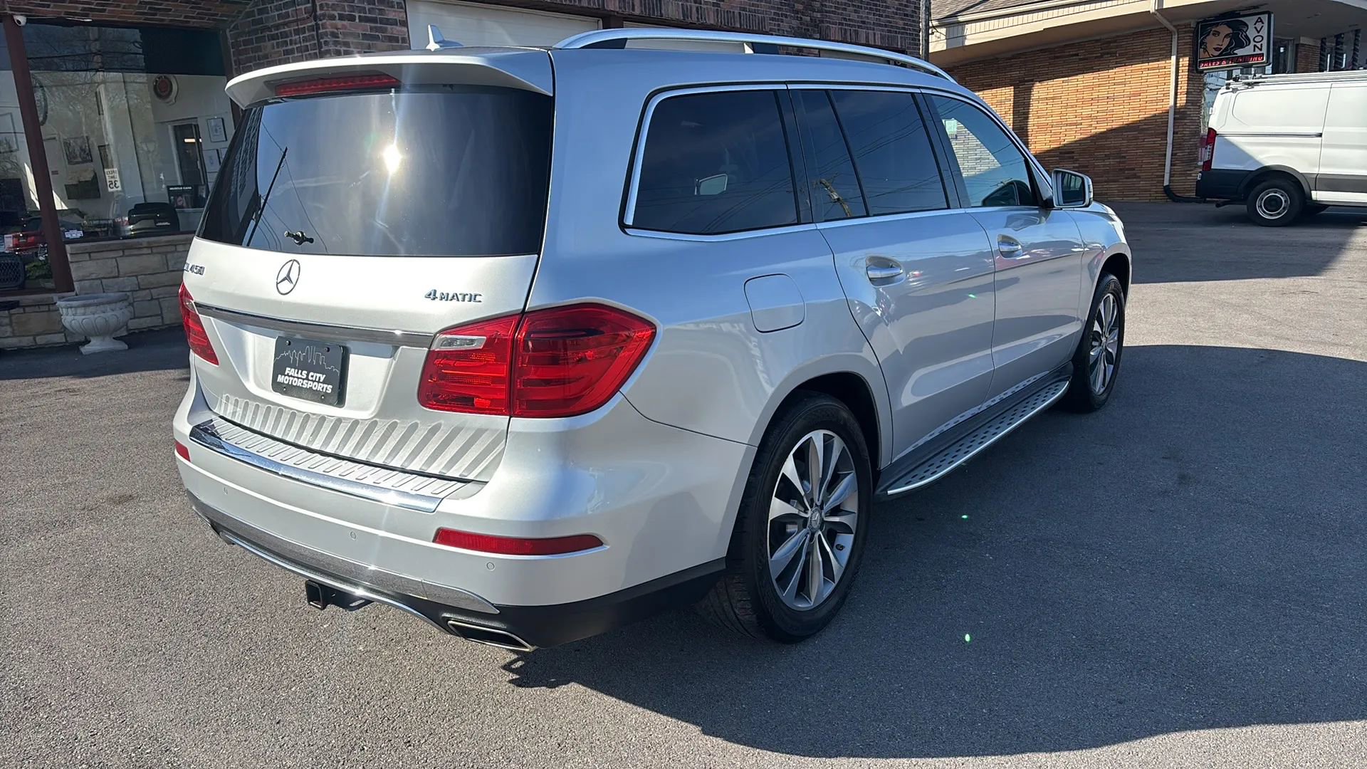 Used 2015 Mercedes-Benz GL 450 4MATIC image 15