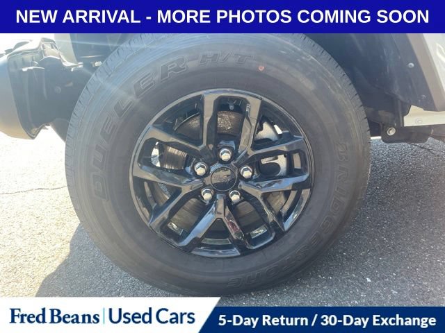 Used 2023 Jeep Gladiator Sport AWD/4WD image 14