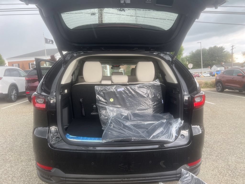 New 2026 MAZDA CX-90 3.3 Turbo w/ Preferred Package AWD/4WD image 15